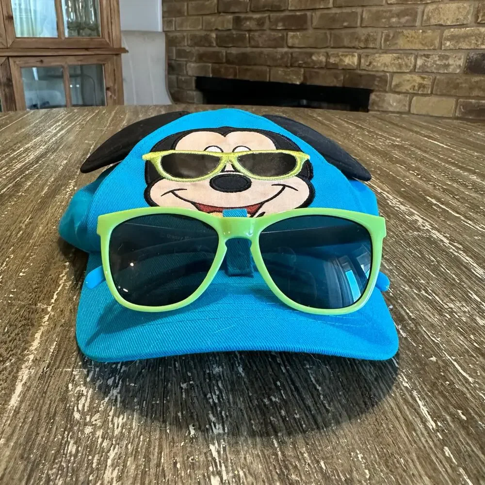 Walt Disney World Park Exclusive Mickey Mouse Ears Hat Cap w/ Sunglasses Blue